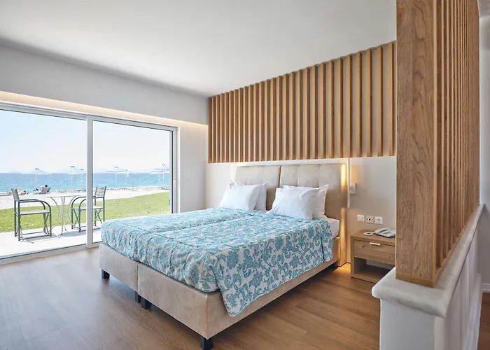 Kinetta Beach Resort And Spa